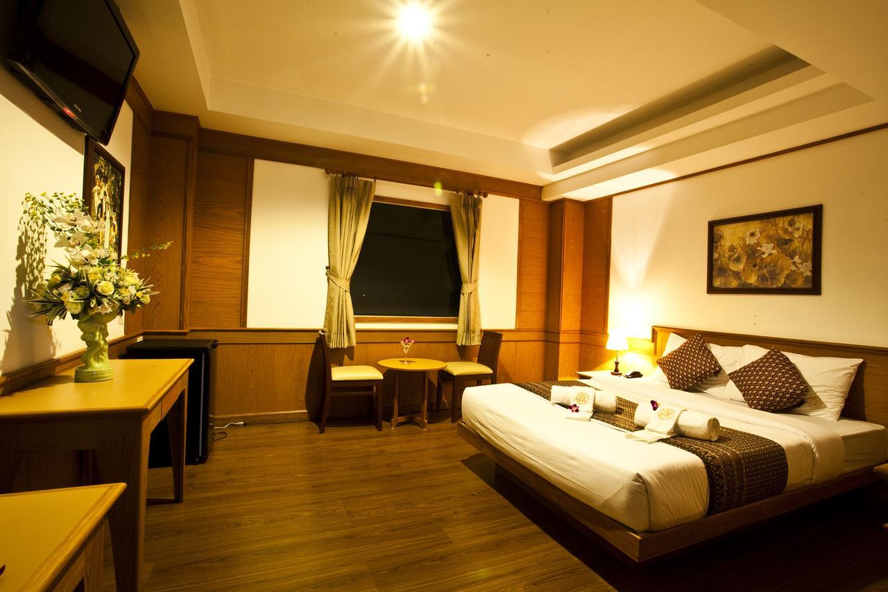 Zaza Hotel Самут Пракан Стая снимка